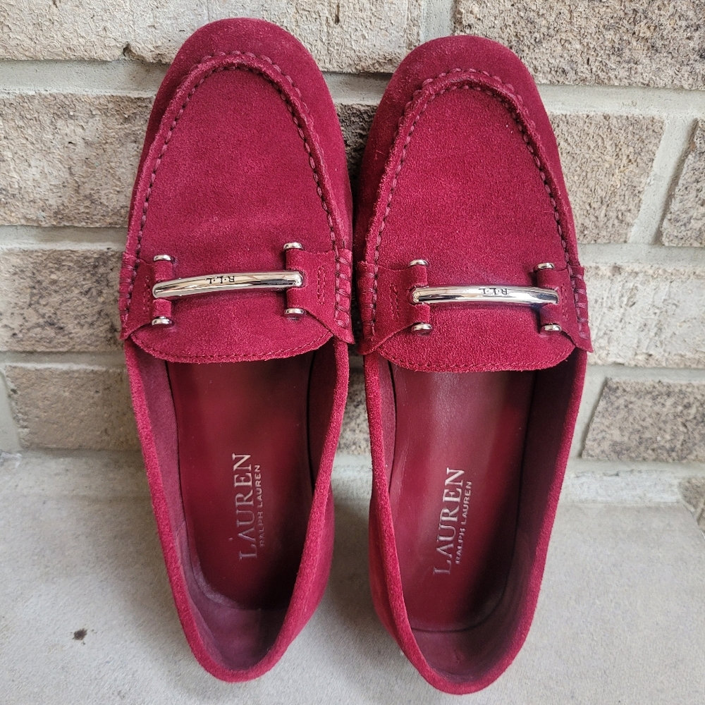 EUC Lauren Ralph Lauren Red Suede Loafers Silver Logo Bar Moc Toe Flats Size 6B